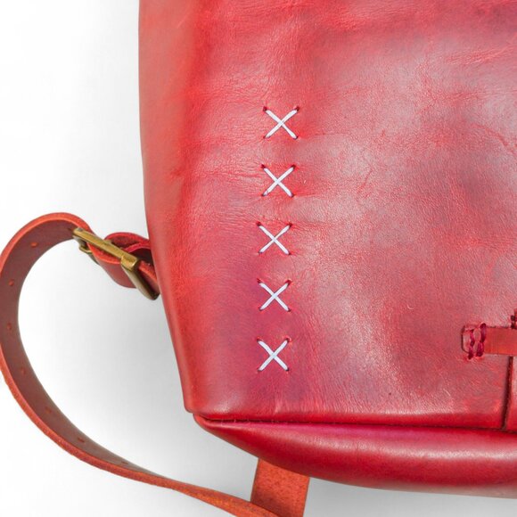Embrazio Revival Small Handmade Leather Backpack – Red - Picture 8 of 16